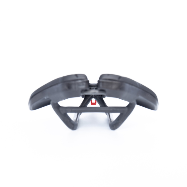 ERE GENUS PRO CT SADDLE M M